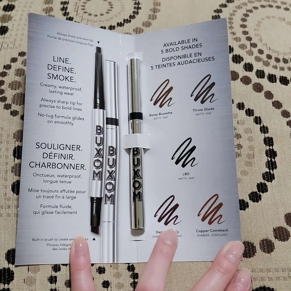 Buxom Power Lone Lasting Eyeliner in LBD 0.10g
